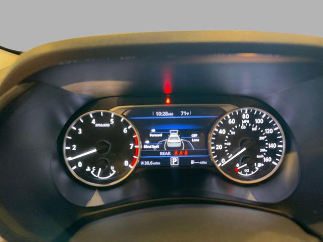 Photo of 2022 Rosewood Metallic Nissan Sentra