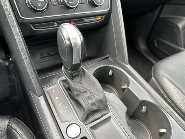 Photo of 2020 Platinum Gray Metallic Volkswagen Atlas Cross Sport