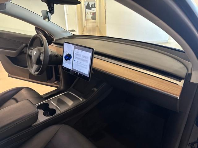 Photo of 2022 Blue Tesla Model Y