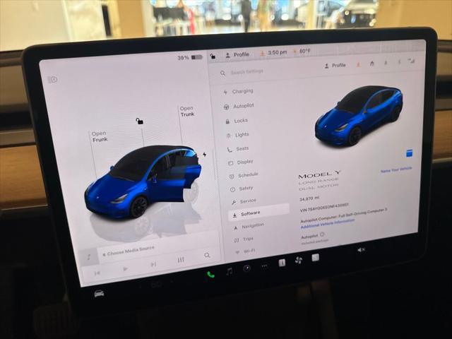 Photo of 2022 Blue Tesla Model Y