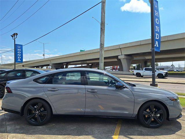 Photo of 2025 Urban Gray Pearl Honda Accord Hybrid