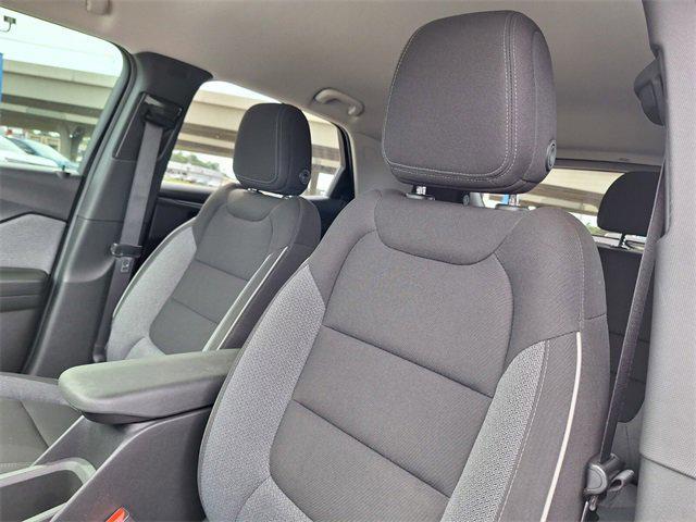 Photo of 2023 Summit White Chevrolet Trailblazer