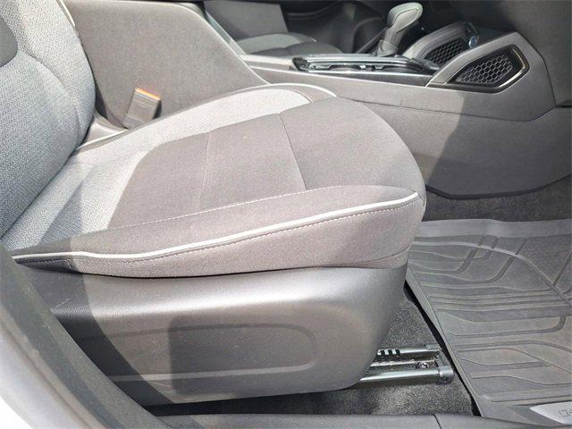 Photo of 2023 Summit White Chevrolet Trailblazer