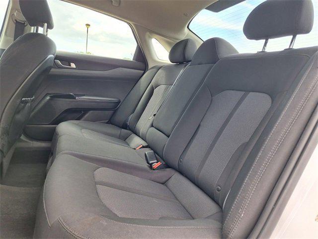 Photo of 2023 Glacial White Pearl Kia K5