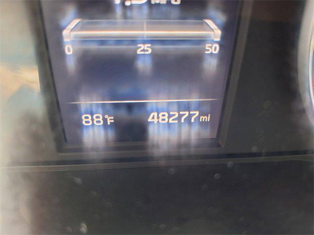 Photo of 2023 Glacial White Pearl Kia K5