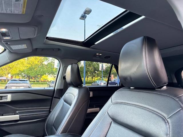 Photo of 2021 Blue Ford Explorer