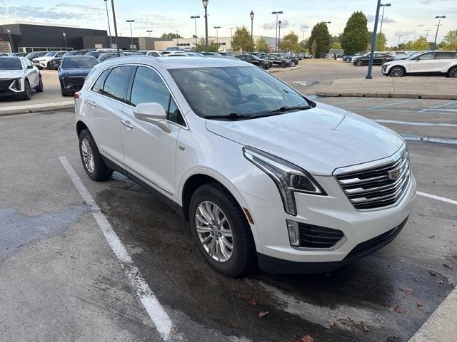 Photo of 2018 Crystal White Tri-Coat Cadillac XT5