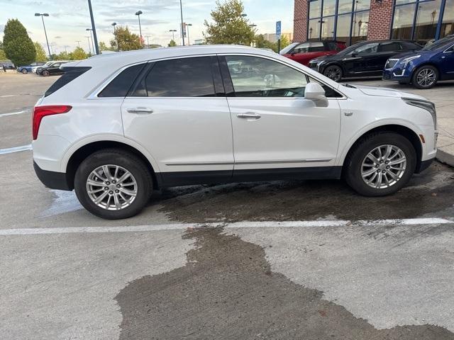 Photo of 2018 Crystal White Tri-Coat Cadillac XT5