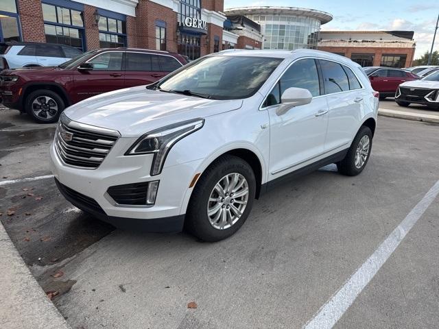 Photo of 2018 Crystal White Tri-Coat Cadillac XT5