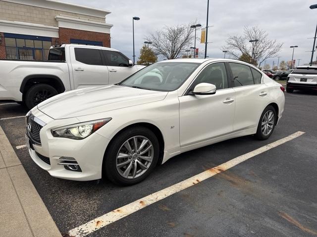 2015 Infiniti Q50