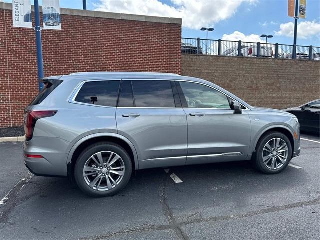 Photo of 2025 Silver Metallic Cadillac XT6