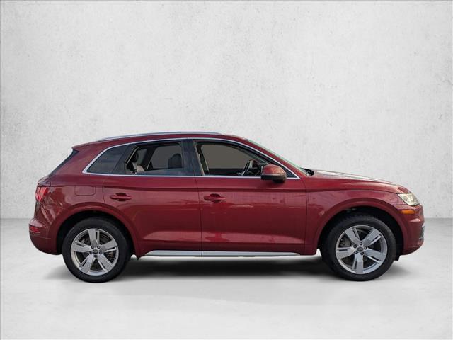 Photo of 2018 Matador Red Metallic Audi Q5