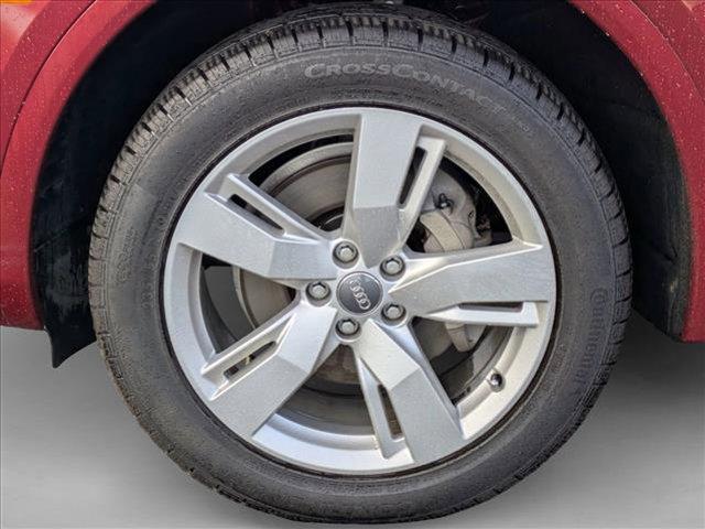 Photo of 2018 Matador Red Metallic Audi Q5