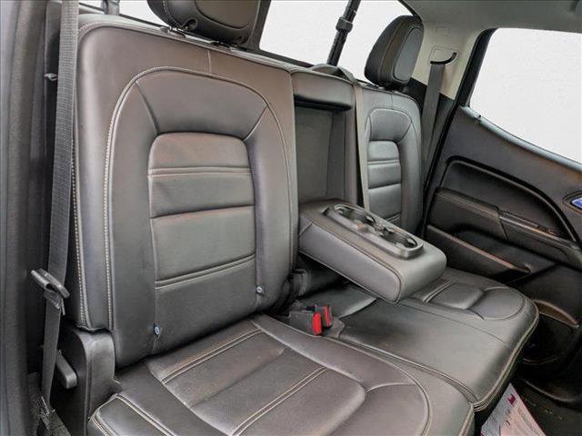 Photo of 2019 Summit White GMC Canyon