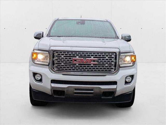 Photo of 2019 Summit White GMC Canyon