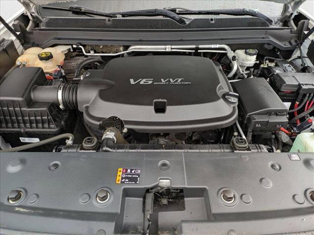 Photo of 2019 Summit White GMC Canyon