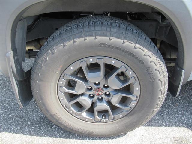 Photo of 2023 Boulder Gray Pearl Nissan Frontier