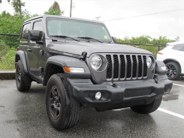 Photo of 2024 Granite Crystal Clearcoat Metallic Jeep Wrangler