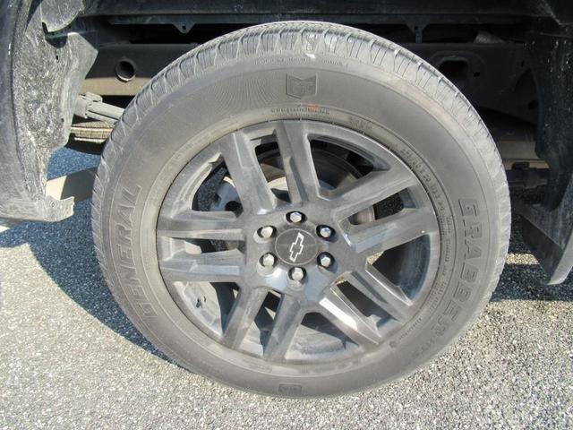 Photo of 2022 Black Chevrolet Silverado 1500