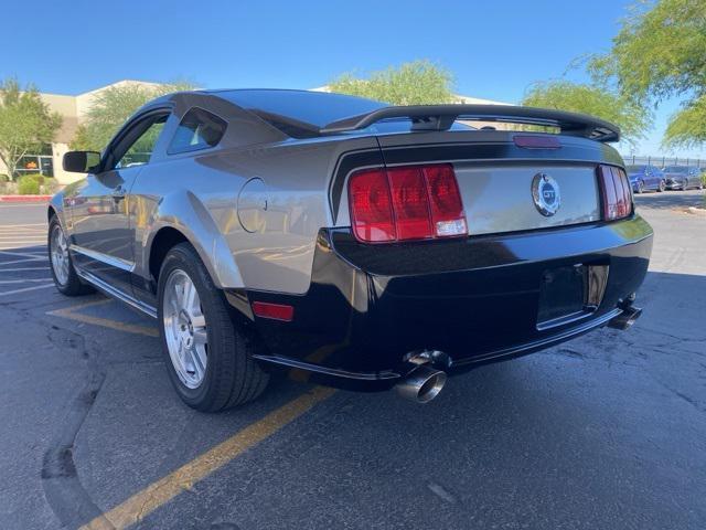 Photo of 2008 Silver Ford Mustang