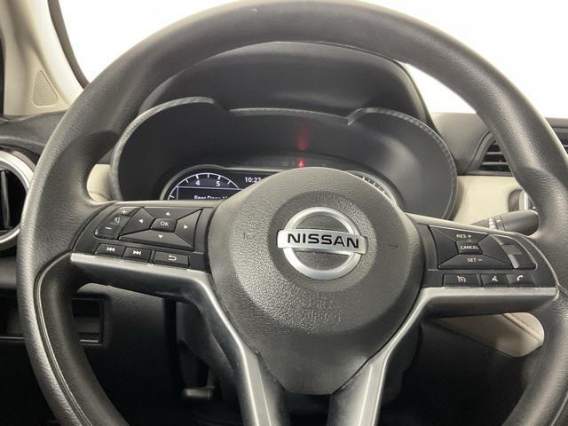 Photo of 2021 Brilliant Silver Metallic Nissan Versa
