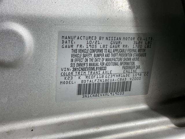 Photo of 2021 Brilliant Silver Metallic Nissan Versa