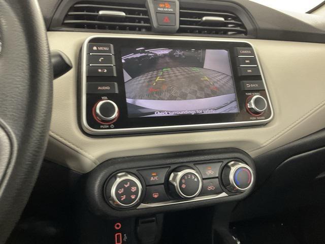 Photo of 2021 Brilliant Silver Metallic Nissan Versa