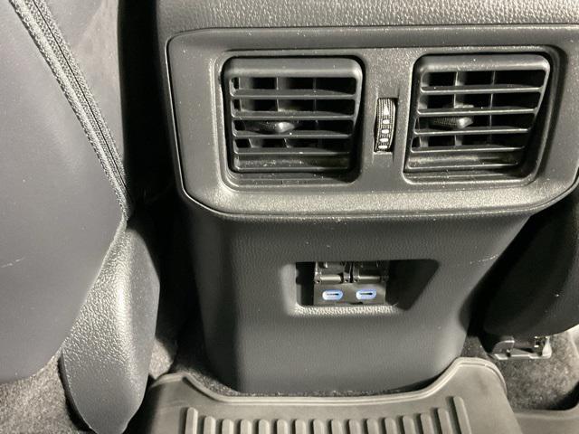 Photo of 2022 Blizzard Pearl/Midnight Black Metallic Toyota RAV4 Hybrid
