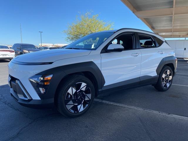 Photo of 2024 Atlas White Hyundai KONA