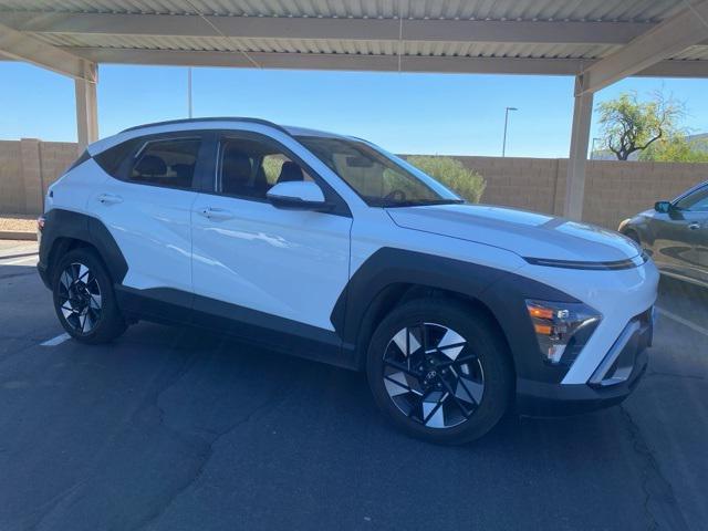 Photo of 2024 Atlas White Hyundai KONA