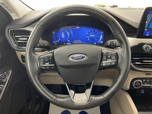 Photo of 2021 White Ford Escape
