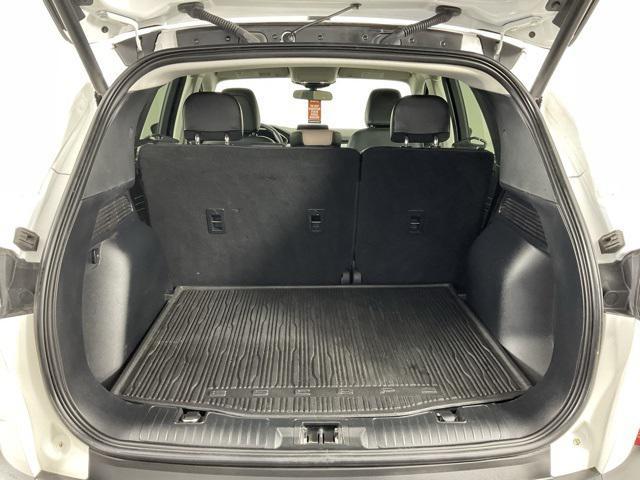 Photo of 2021 White Ford Escape