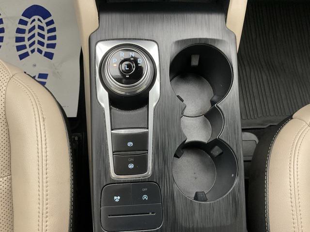 Photo of 2021 White Ford Escape