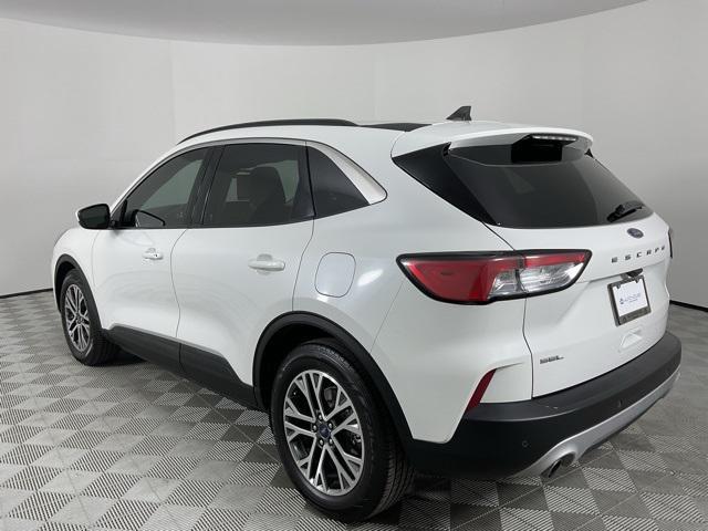 Photo of 2021 White Ford Escape
