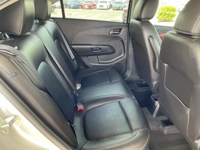 Photo of 2014 Silver Ice Metallic Chevrolet Sonic