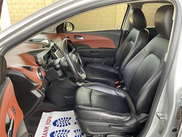 Photo of 2014 Silver Ice Metallic Chevrolet Sonic