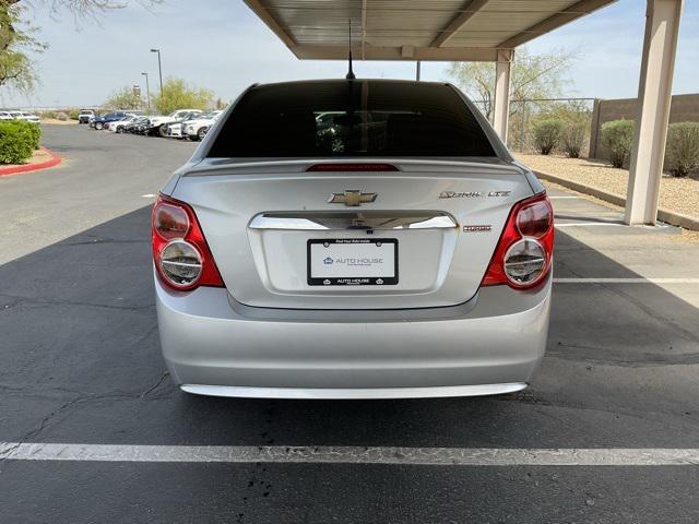 Photo of 2014 Silver Ice Metallic Chevrolet Sonic