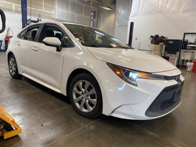 Photo of 2020 White Toyota Corolla