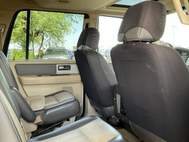 Photo of 2008 Dark Blue Pearl Clearcoat Metallic Ford Expedition EL