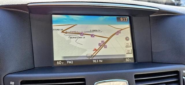 Photo of 2011 Gray INFINITI M37