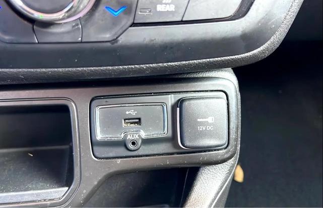 Photo of 2021 Colorado Red Clearcoat Jeep Renegade