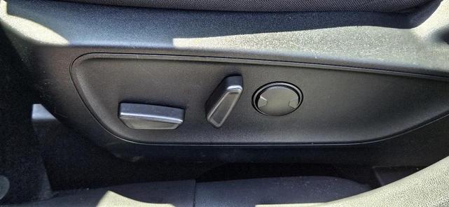 Photo of 2020 White Ford Escape