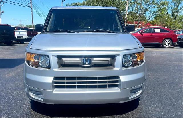 Photo of 2007 Alabaster Silver Metallic Honda Element