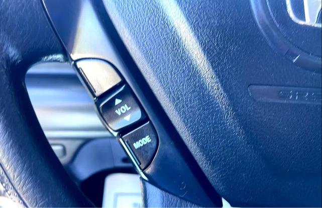 Photo of 2007 Alabaster Silver Metallic Honda Element