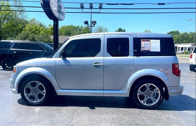 Photo of 2007 Alabaster Silver Metallic Honda Element
