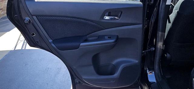Photo of 2015 Crystal Black Pearl Honda CR-V