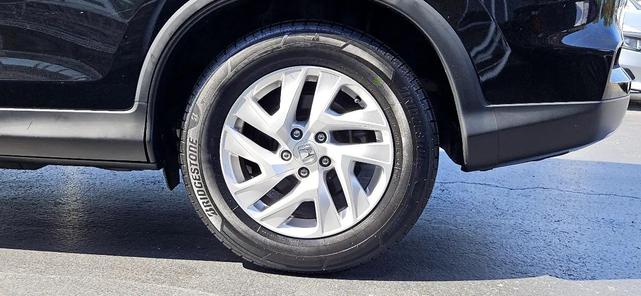 Photo of 2015 Crystal Black Pearl Honda CR-V
