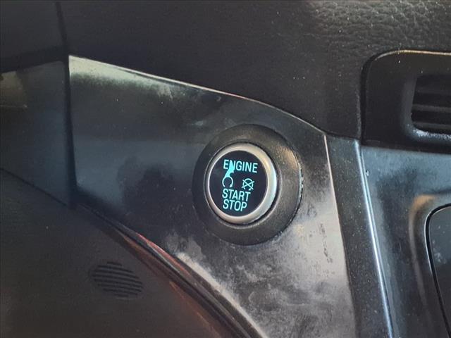 Photo of 2019 Lightning Blue Metallic Ford Escape