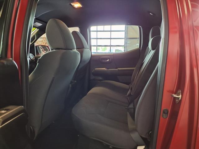 Photo of 2016 Barcelona Red Metallic Toyota Tacoma
