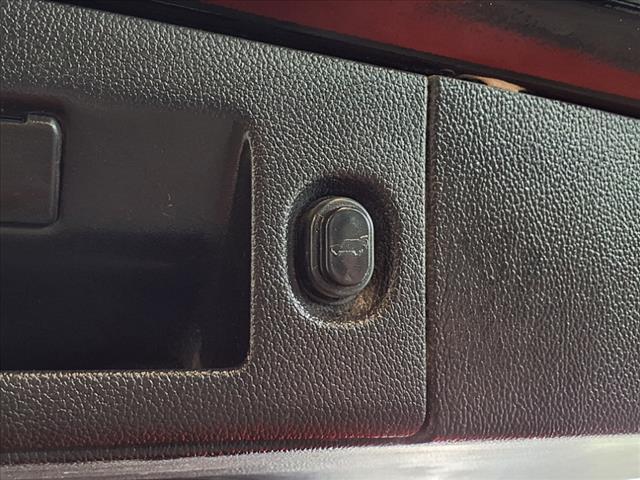 Photo of 2016 Black Chevrolet Suburban